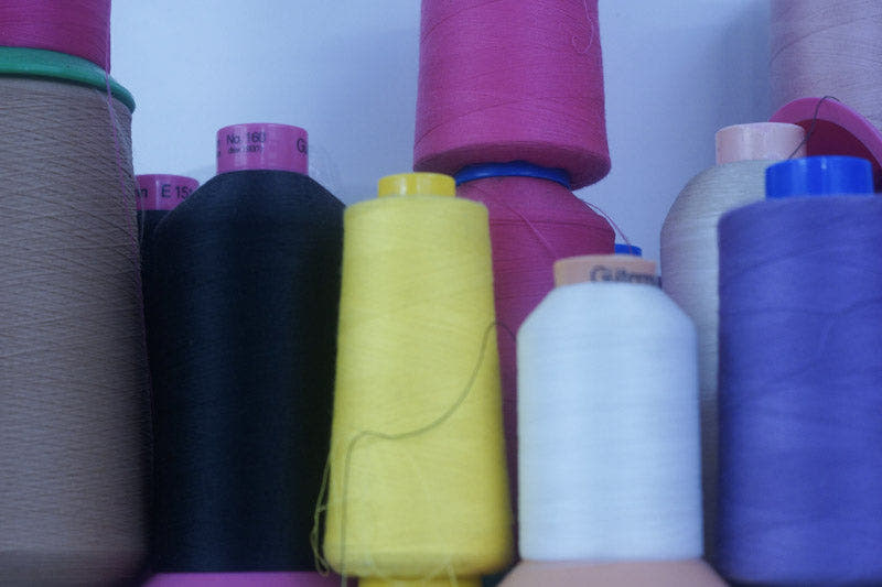 Transformação e Upcycling de Roupa em Barcelona