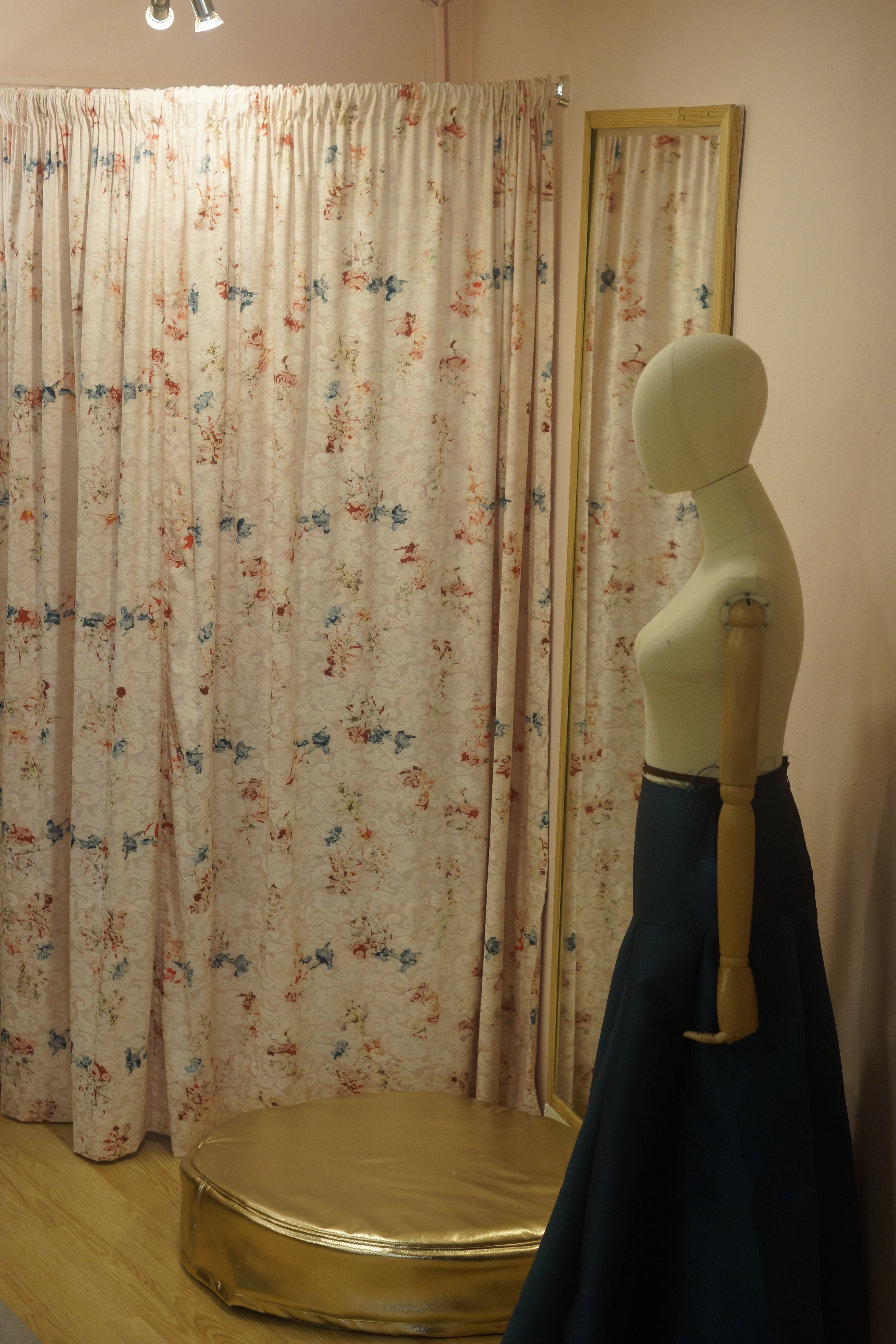 Arreglos de ropa: cómo dar nueva vida a tus prendas favoritas