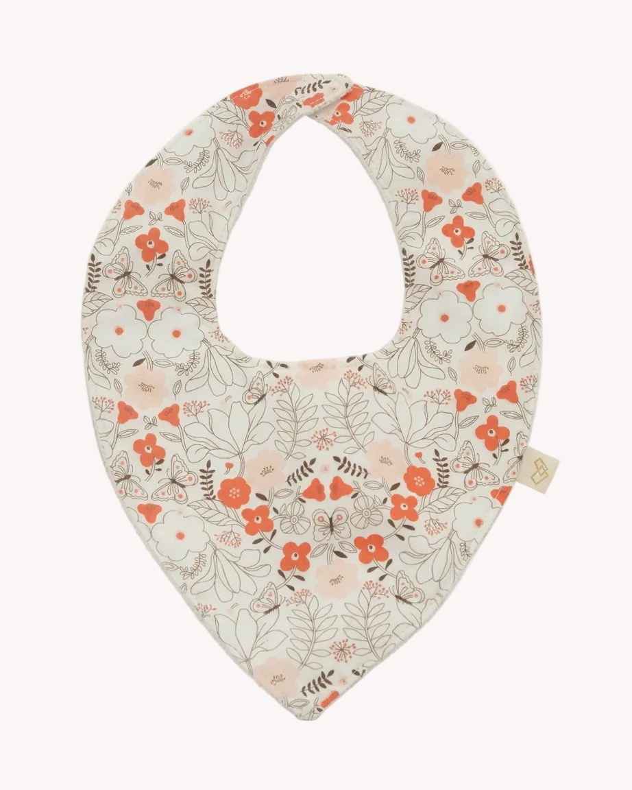 Babero bandana para bebé con estampado floral de mariposas, de Yvicor Atelier de Costura.
