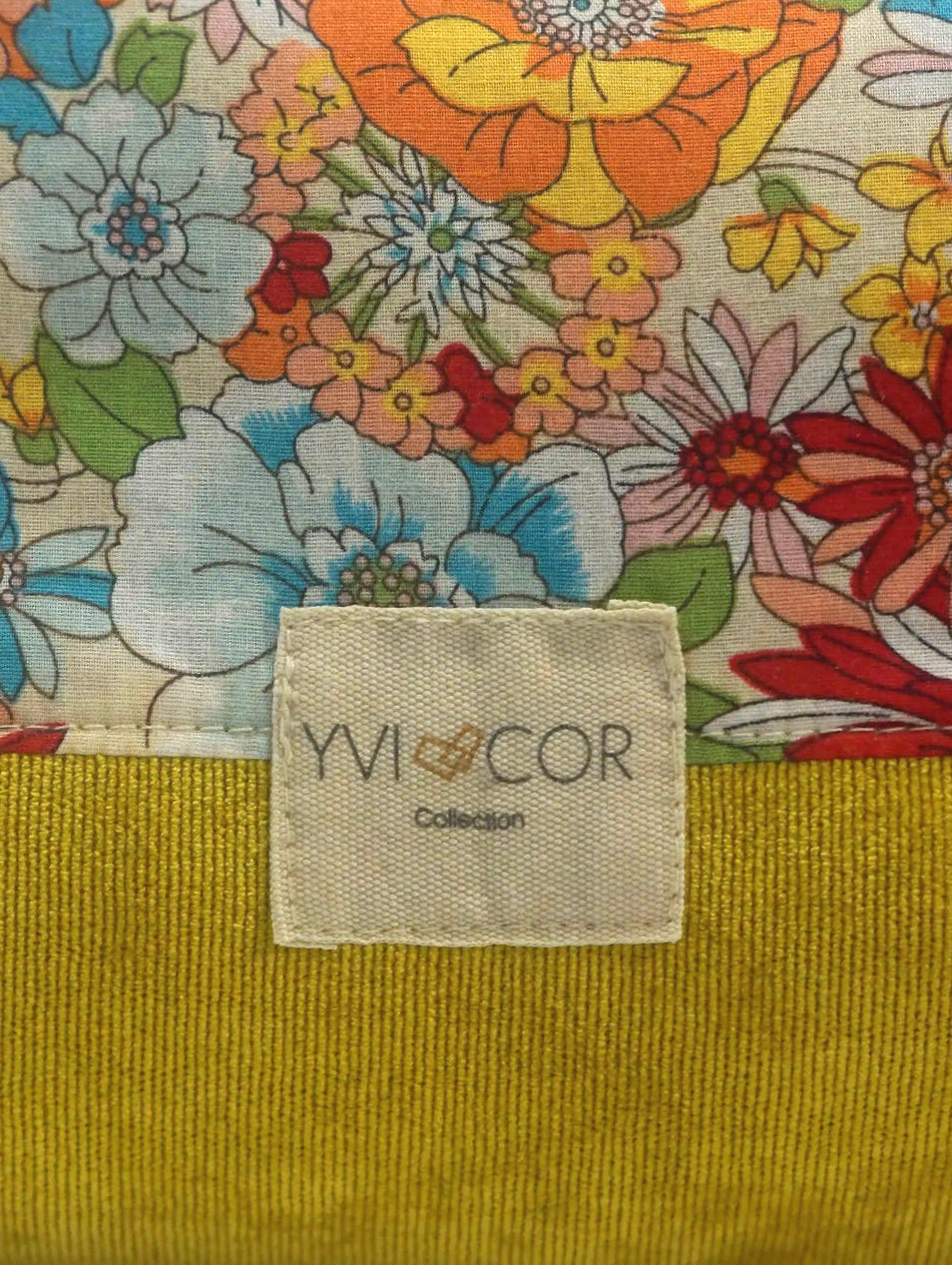 Nécessaire Floral Yvicor Collection