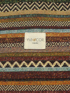 Mochila Camil artesanal con tejido tapiz étnico terracota, hilo dorado y base de lino, de Yvicor Atelier de Costura (vista 4).