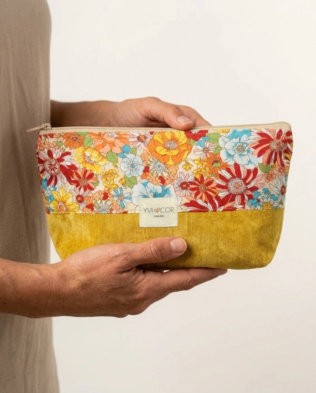 Nécessaire Floral Yvicor Collection