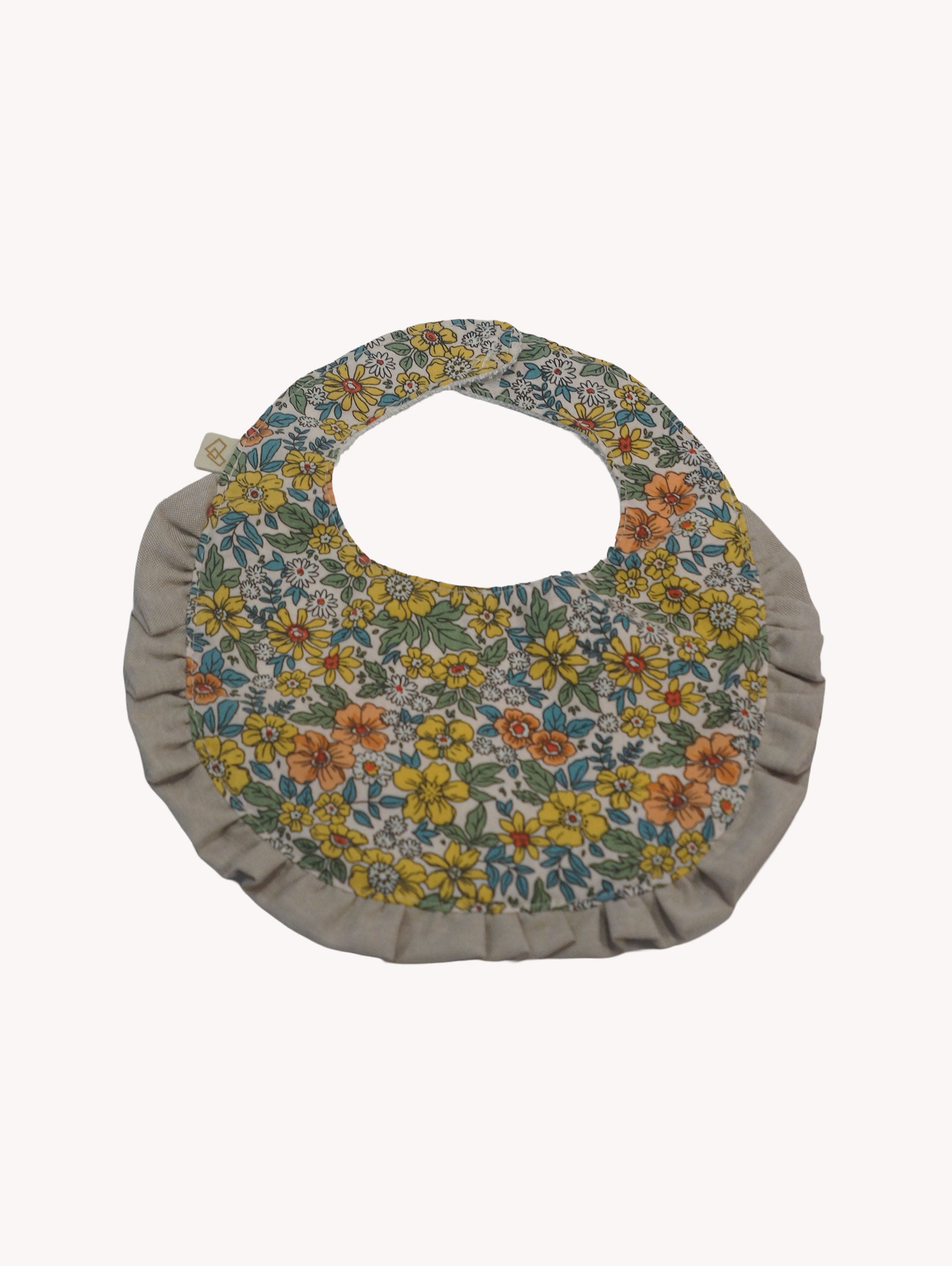 Conjunto Bebé Gorrito y Babero Floral Vintage - Atelier Yvicor
