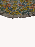 Conjunto Bebé Gorrito y Babero Floral Vintage - Atelier Yvicor