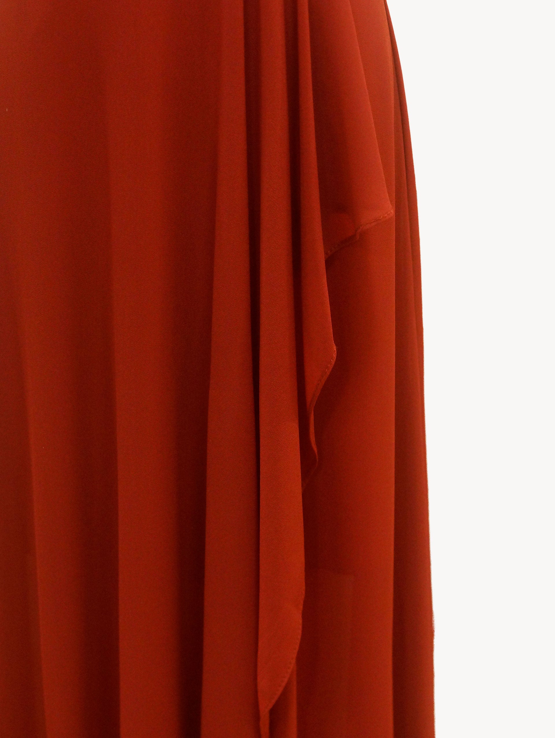 Vestido Largo Rojo Teja con Volantes - Atelier Yvicor